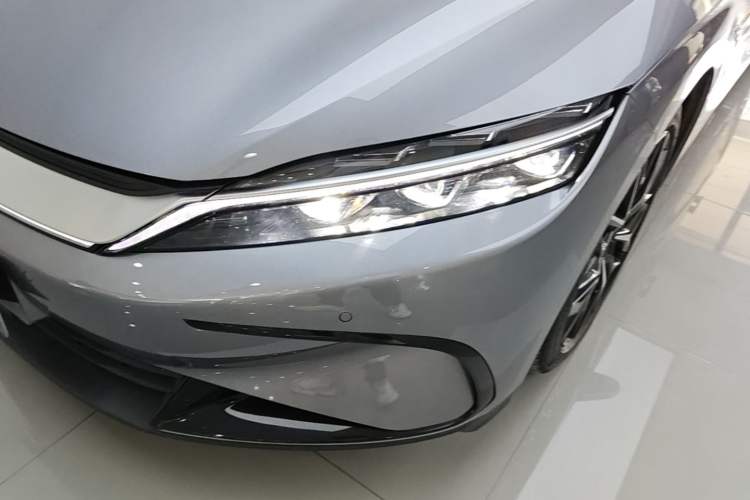 Used BYD Han 2025 DM-i Intelligent Driving Edition 125KM Prestige Model Left Front Headlight