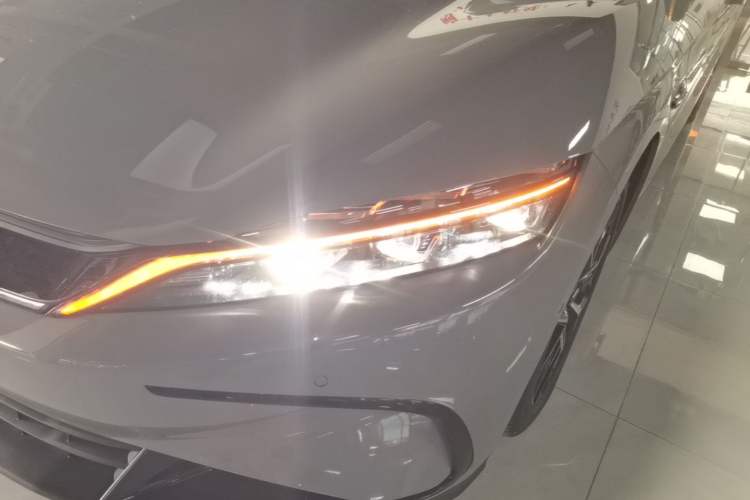 Used BYD Han 2025 DM-i 125KM LiDAR-Powered Intelligent Driving Model Left Front Headlight