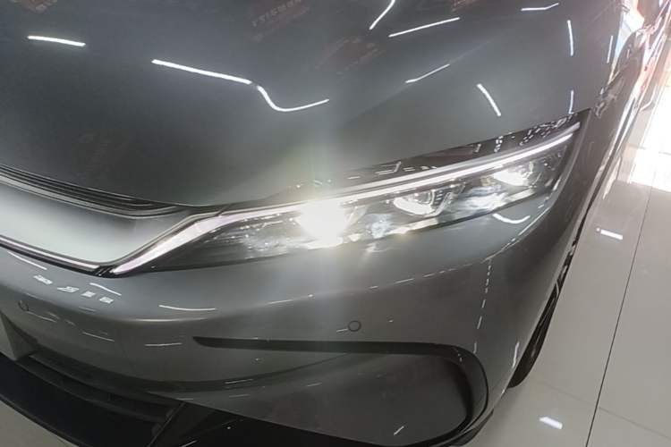 Used BYD Han 2025 DM-i 125KM Prestige Model Left Front Headlight