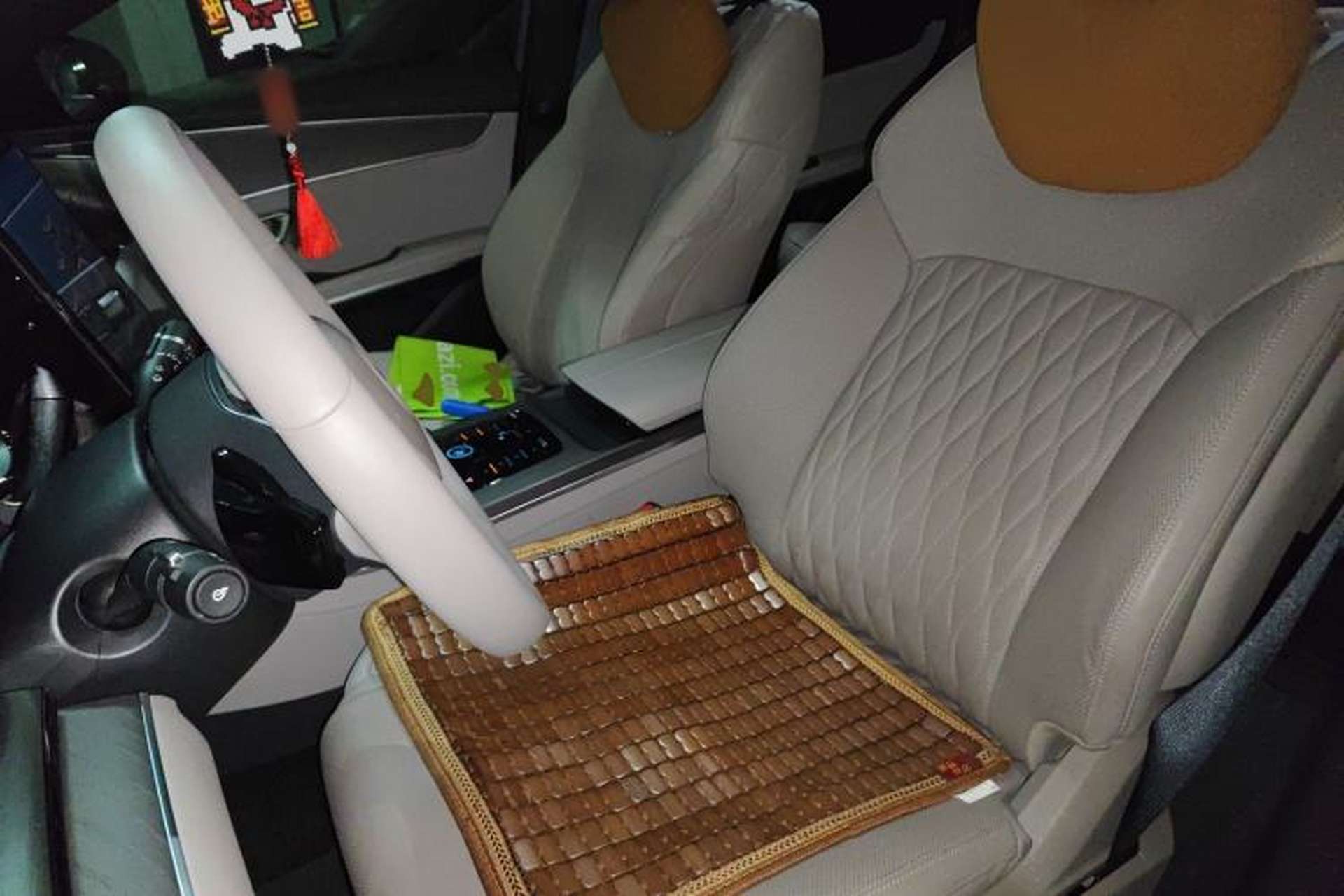 Used BYD Han 2025 EV with 701 km of Laser Radar-Enabled Intelligent Driving Left Front Seat