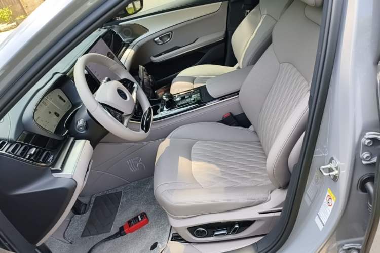 Used BYD Han 2025 DM-i 125KM Elite Model Left Front Seat