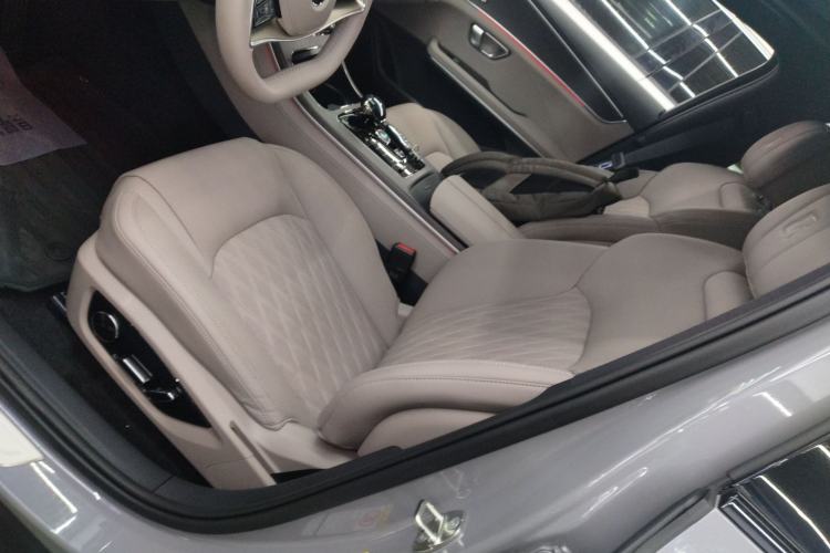 Used BYD Han 2025 DM-i 125KM LiDAR-Powered Intelligent Driving Model Left Front Seat