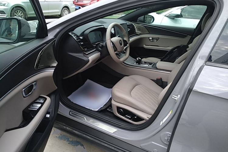 Used BYD Han 2025 DM-i Intelligent Driving Edition 125KM LiDAR Flagship Model Left Front Seat