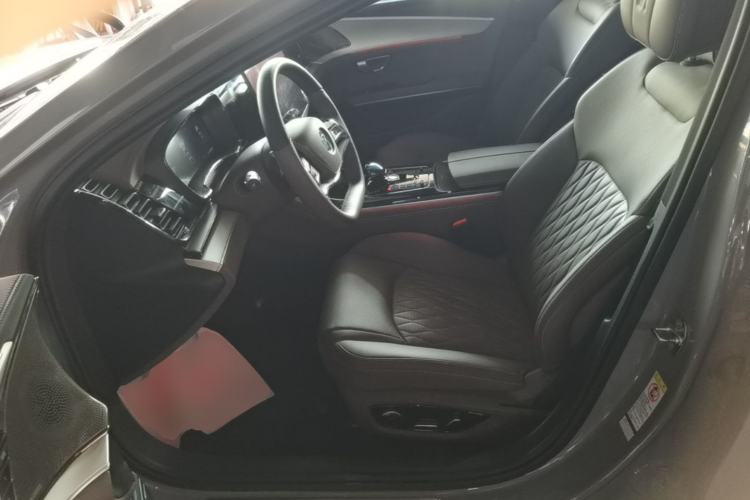 Used BYD Han 2025 DM-i 125KM LiDAR-Powered Intelligent Driving Model Left Front Seat