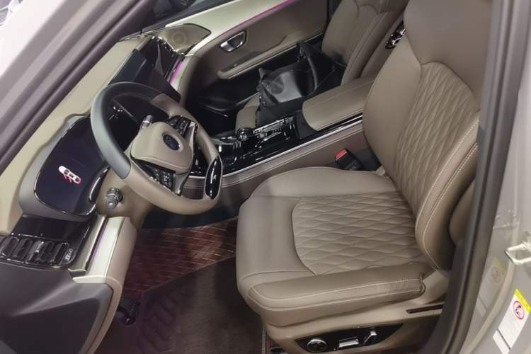 Used BYD Han 2025 DM-i 125KM Elite Model Left Front Seat