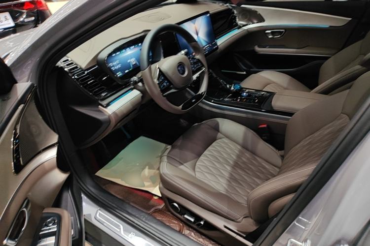 Used BYD Han 2025 DM-i 125KM Elite Model Left Front Seat