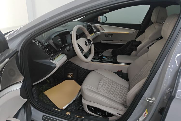 Used BYD Han 2025 DM-i Smart Drive 125KM Elite Model Left Front Seat