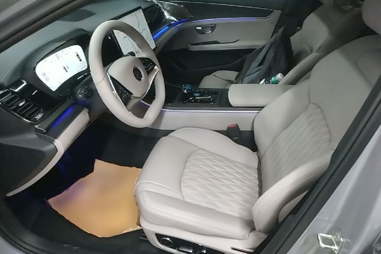 Used BYD Han 2025 DM-i Intelligent Driving Edition 125KM LiDAR Flagship Model Left Front Seat