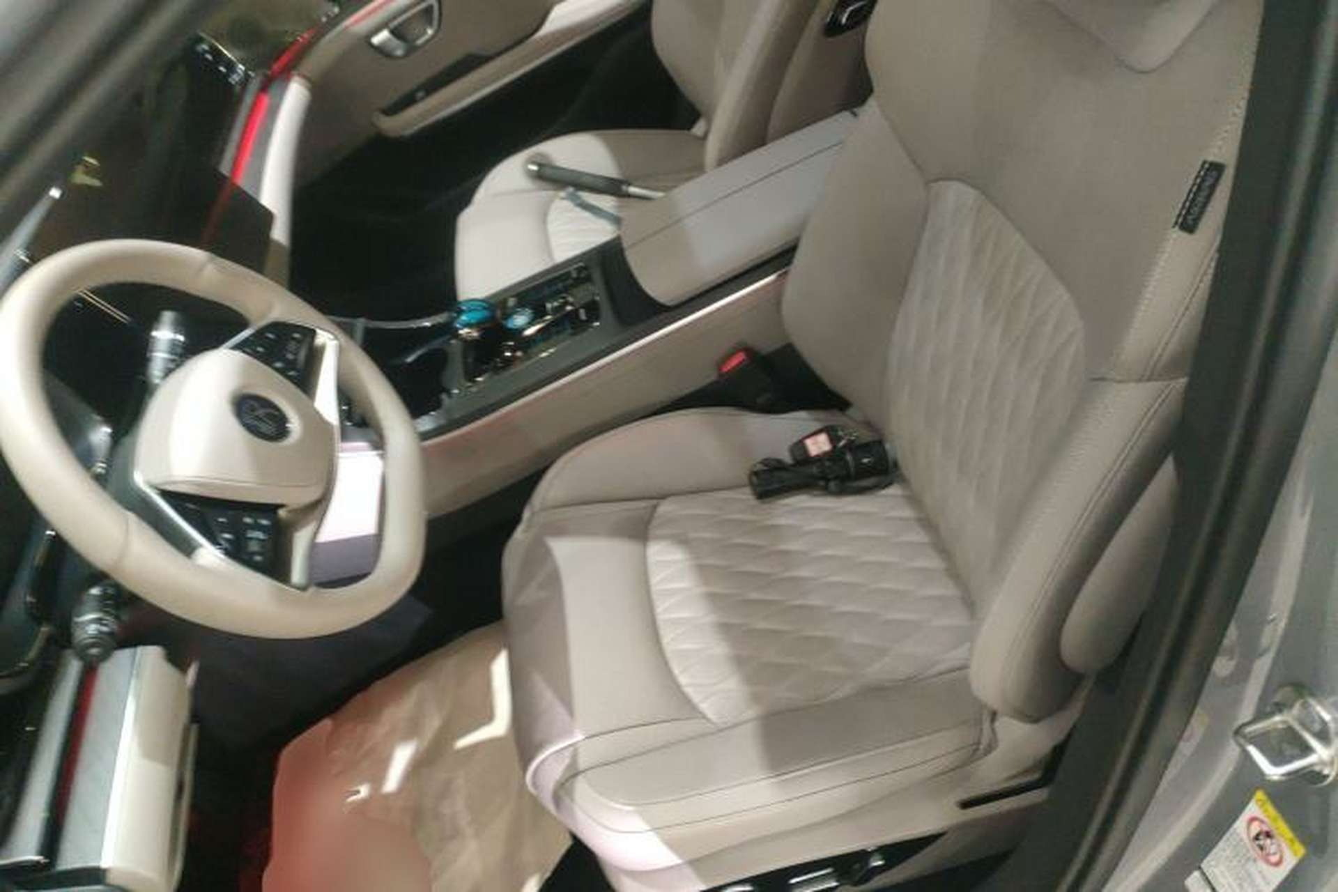 Used BYD Han 2025 DM-i Intelligent Driving Edition 125KM LiDAR Flagship Model Left Front Seat
