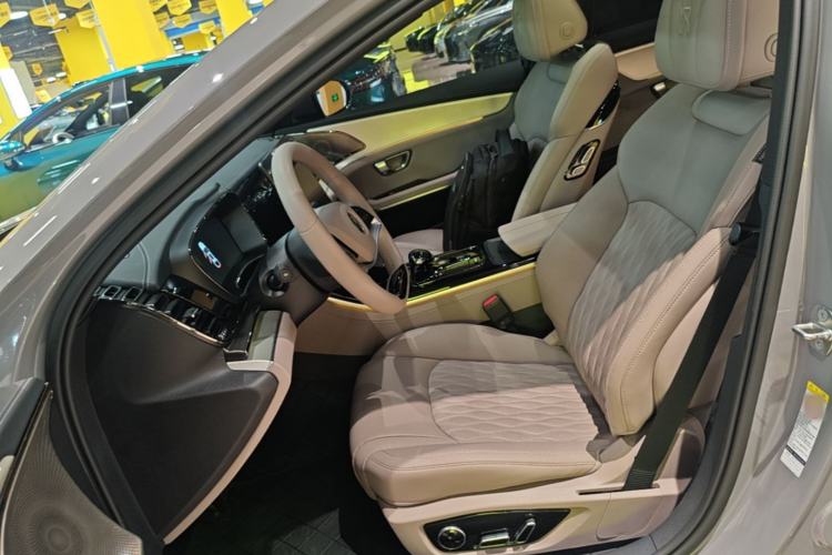 Used BYD Han 2025 DM-i 125KM Elite Model Left Front Seat