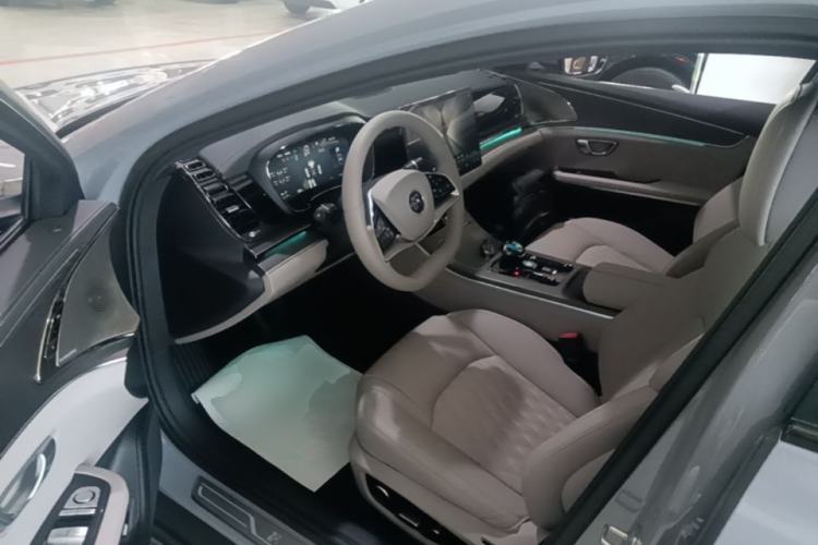 Used BYD Han 2025 DM-i Intelligent Driving Edition 125KM LiDAR Flagship Model Left Front Seat