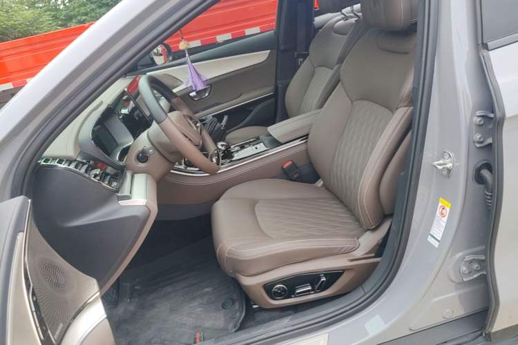 Used BYD Han 2025 EV 605KM Prestige Model Left Front Seat