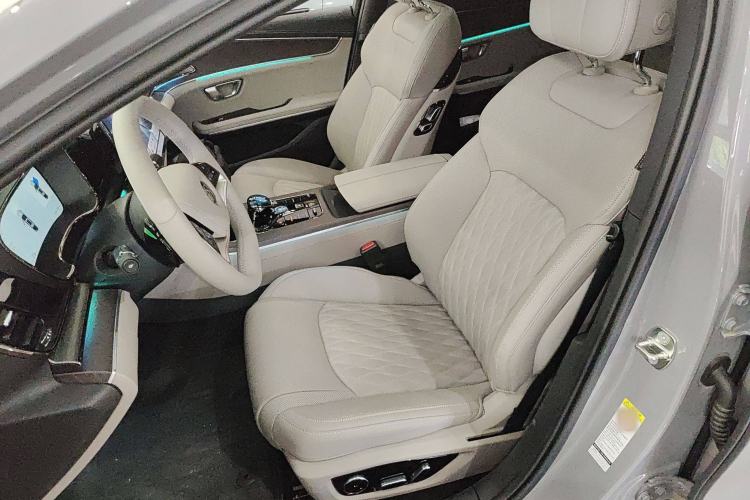 Used BYD Han 2025 EV Intelligent Driving Edition 701KM LiDAR Flagship Model Left Front Seat