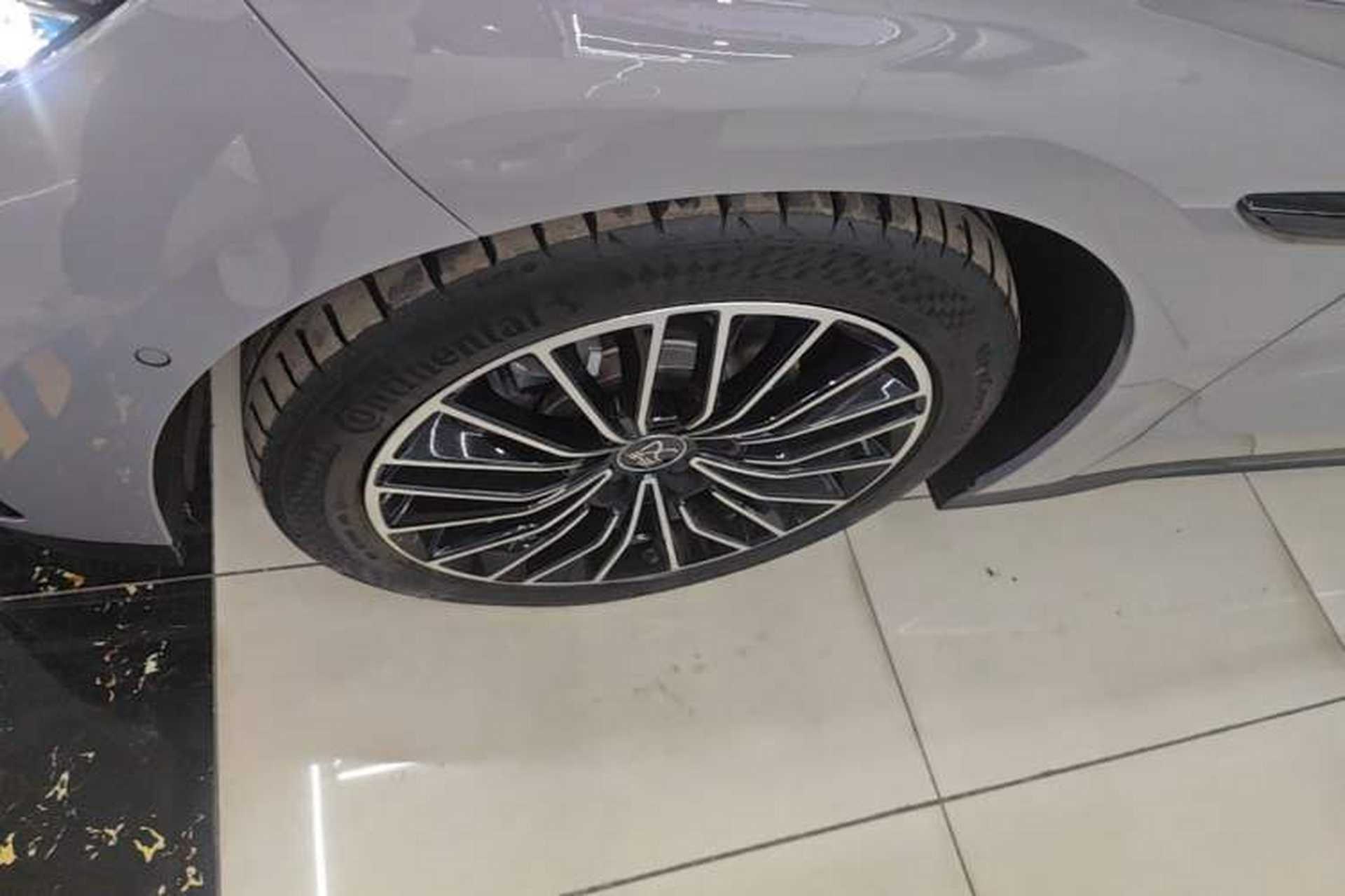 Used BYD Han 2025 DM-i 125KM LiDAR-Powered Intelligent Driving Model Left Front Wheel Hub