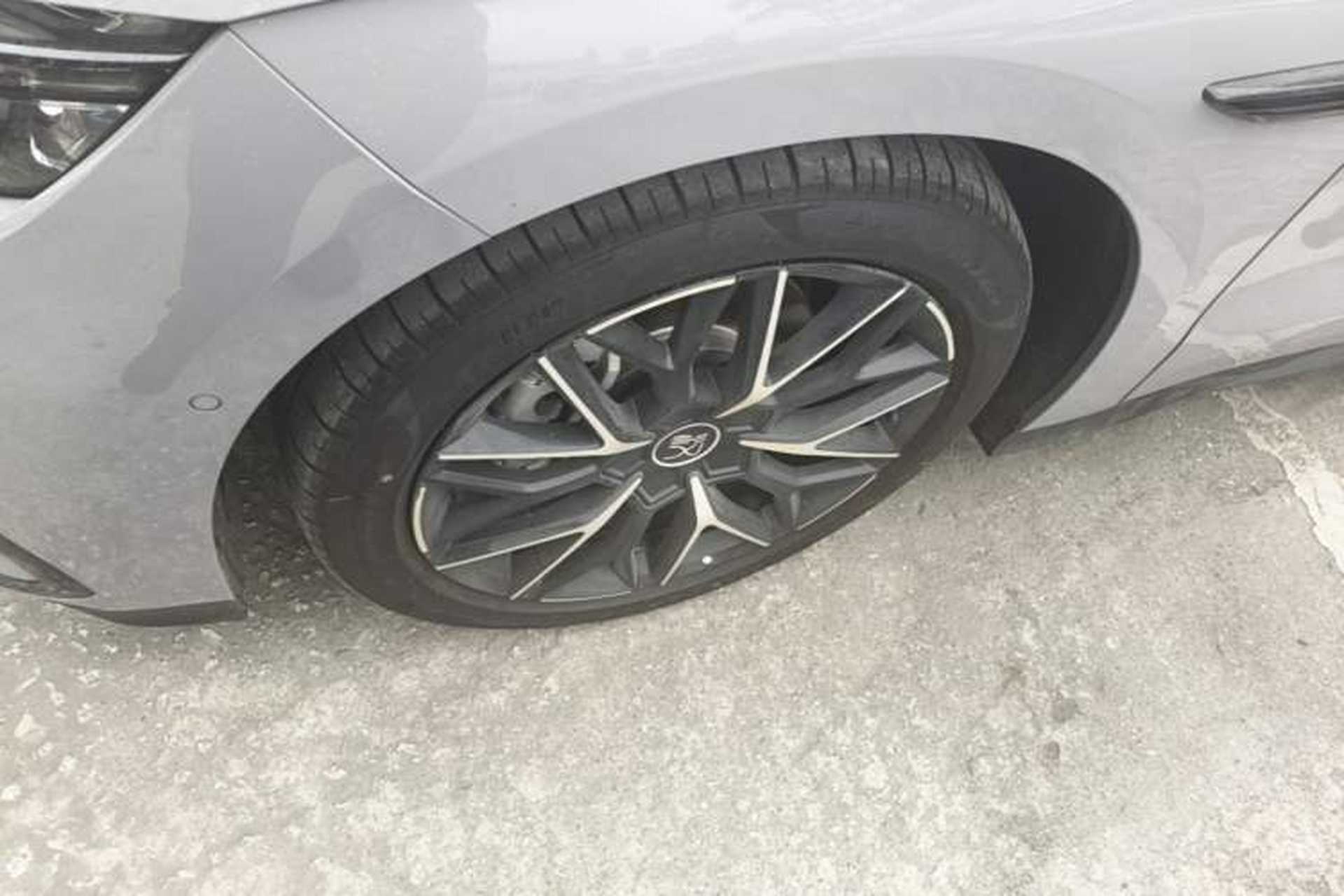 Used BYD Han 2025 DM-i Intelligent Driving Edition 125KM LiDAR Flagship Model Left Front Wheel Hub