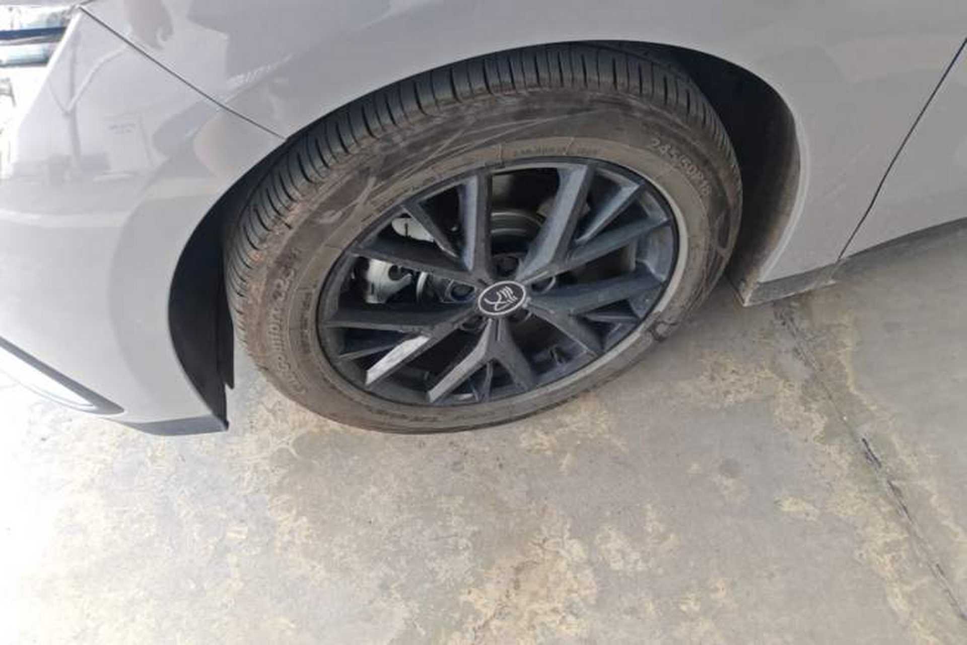 Used BYD Han 2025 DM-i 125KM Elite Model Left Front Wheel Hub