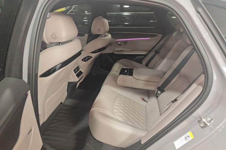 Used BYD Han 2025 DM-i 125KM LiDAR-Powered Intelligent Driving Model Left Rear Seat