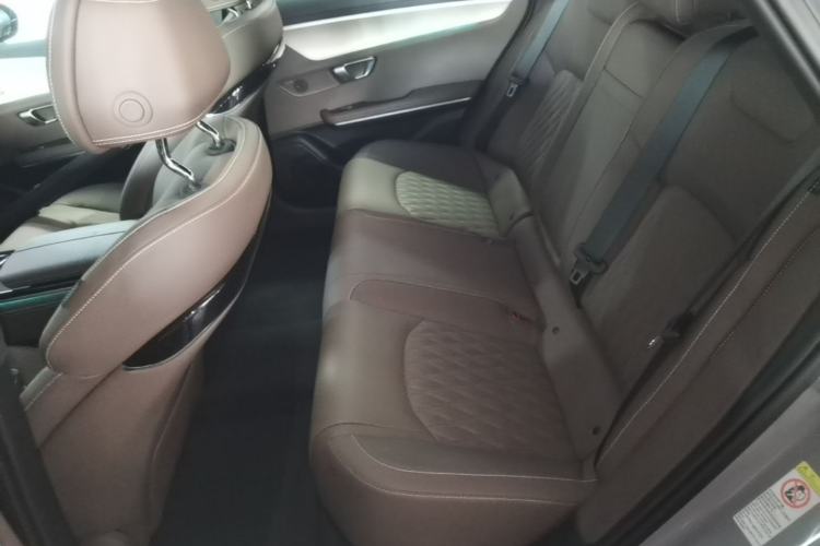 Used BYD Han 2025 DM-i 125KM LiDAR-Powered Intelligent Driving Model Left Rear Seat