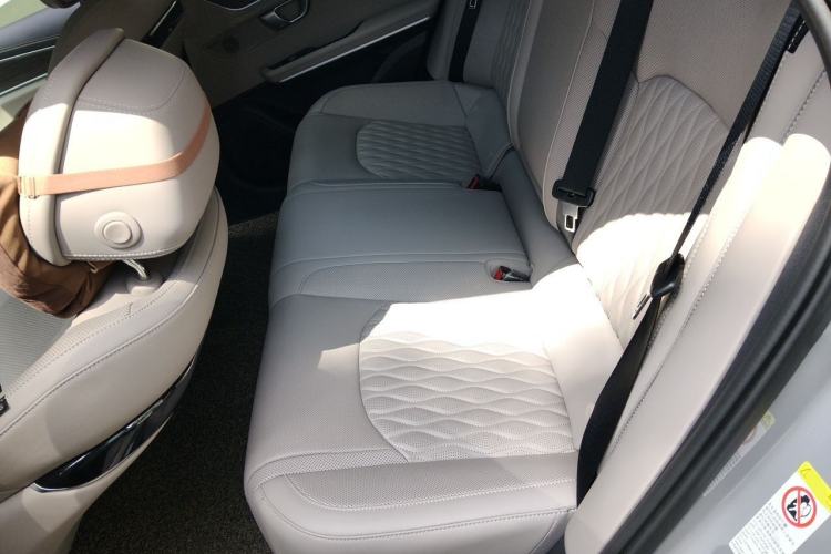 Used BYD Han 2025 EV with 701 km of Laser Radar-Enabled Intelligent Driving Left Rear Seat