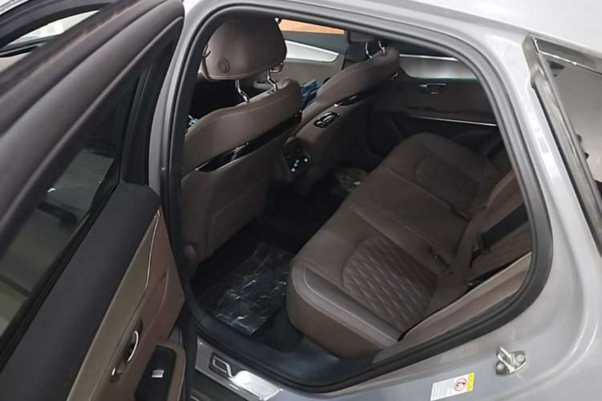 Used BYD Han 2025 DM-i Intelligent Driving Edition 125KM Prestige Model Left Rear Seat