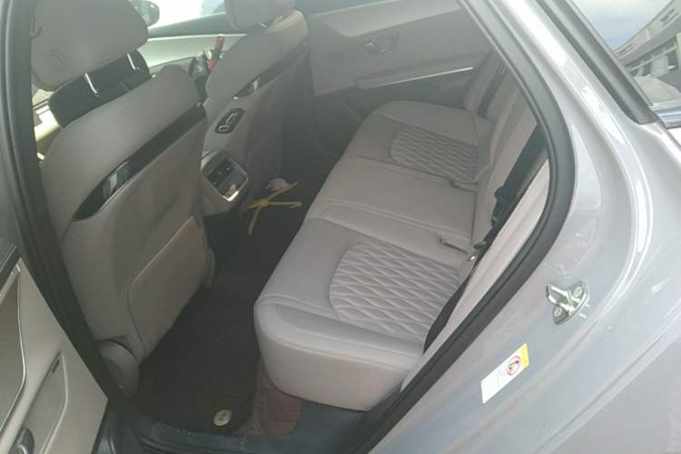 Used BYD Han 2025 EV Intelligent Driving Edition 605KM Prestige Model Left Rear Seat