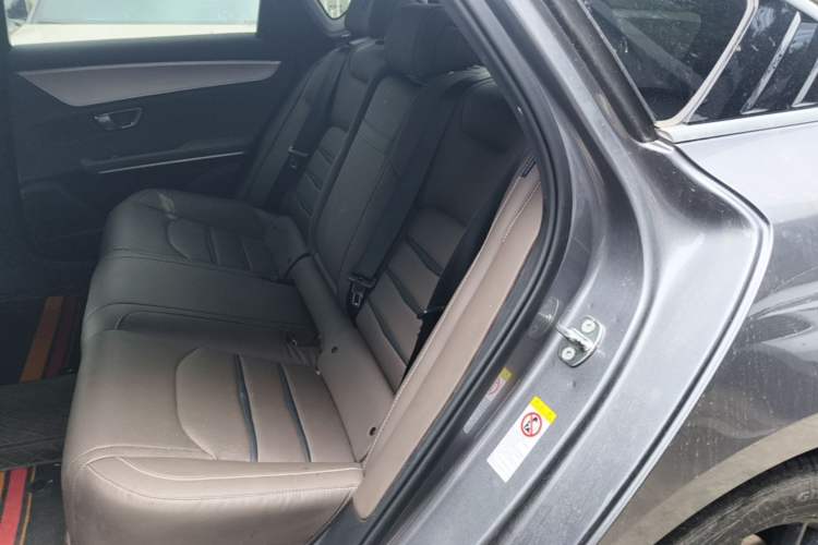 Used BYD Han 2025 DM-i 125KM Comfort Model Left Rear Seat