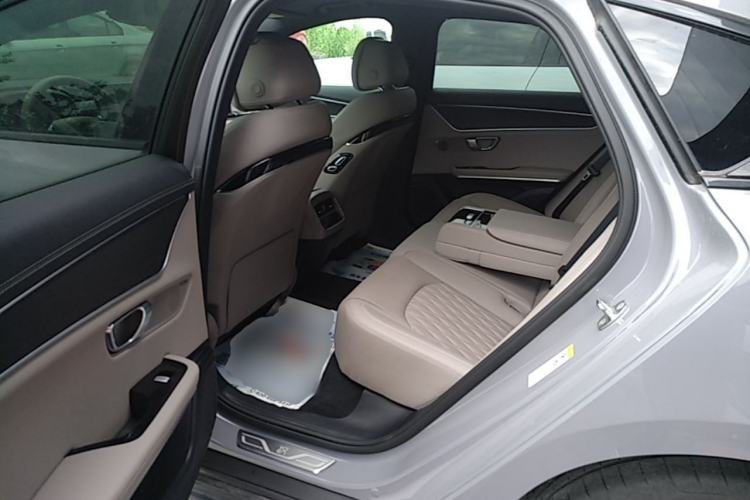 Used BYD Han 2025 DM-i Intelligent Driving Edition 125KM LiDAR Flagship Model Left Rear Seat