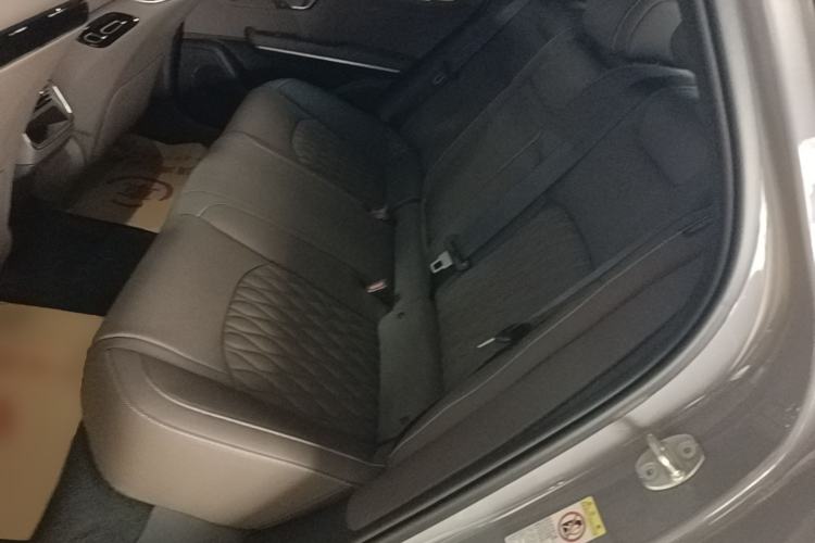 Used BYD Han 2025 DM-i Intelligent Driving Edition 125KM LiDAR Flagship Model Left Rear Seat