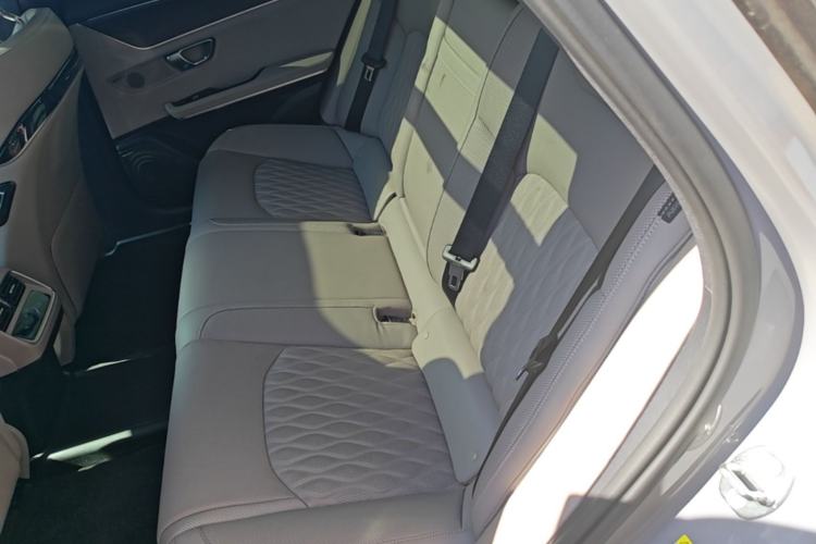 Used BYD Han 2025 DM-i 125KM LiDAR-Powered Intelligent Driving Model Left Rear Seat