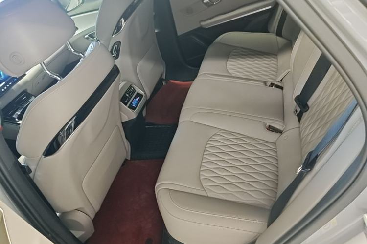 Used BYD Han 2025 DM-i Smart Drive 125KM Elite Model Left Rear Seat