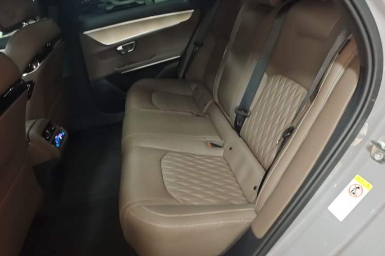 Used BYD Han 2025 DM-i 125KM Elite Model Left Rear Seat