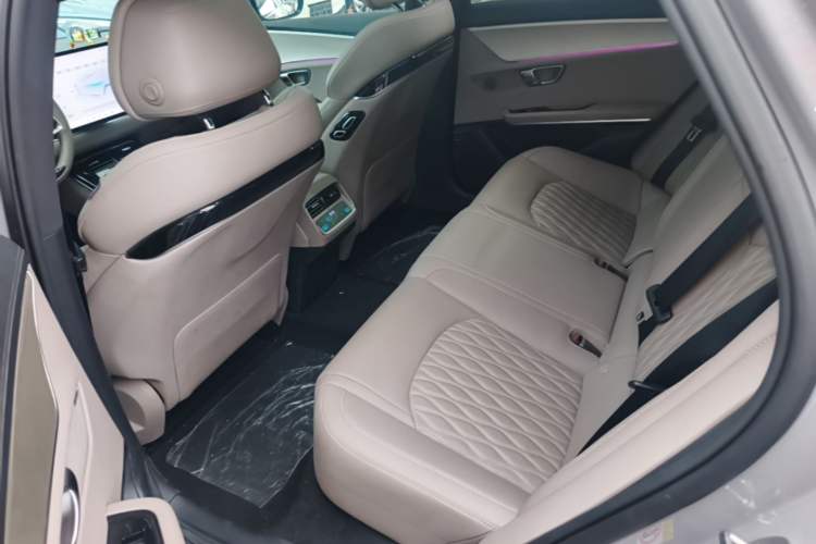 Used BYD Han 2025 EV 605KM Prestige Model Left Rear Seat