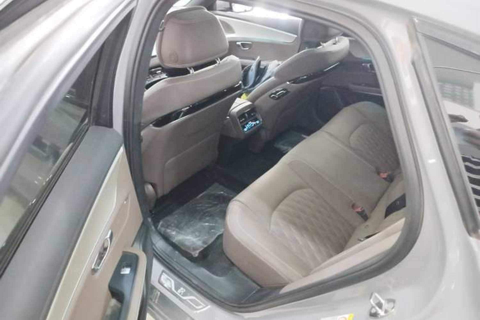Used BYD Han 2025 DM-i Intelligent Driving Edition 125KM Prestige Model Left Rear Seat