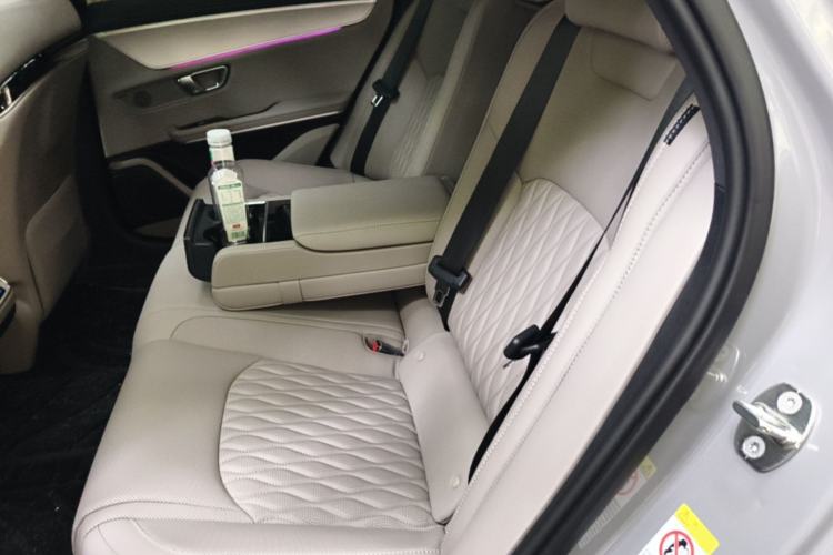 Used BYD Han 2025 DM-i 125KM Prestige Model Left Rear Seat