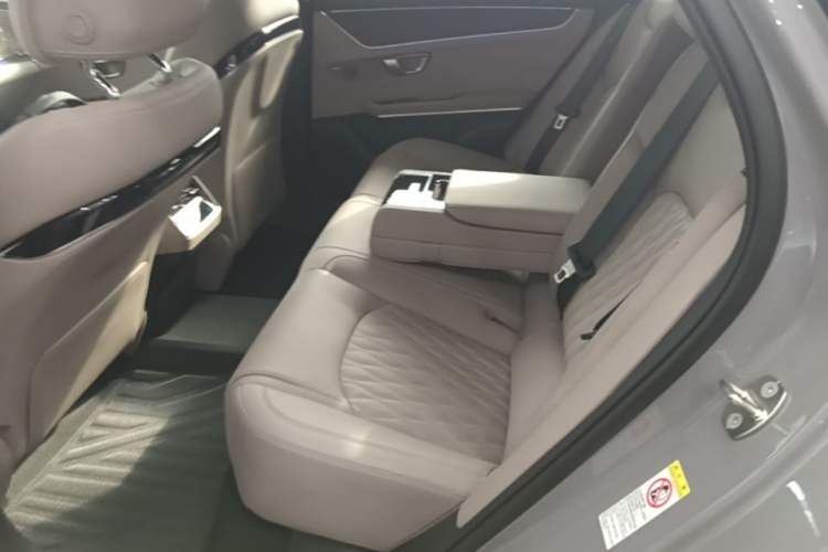 Used BYD Han 2025 DM-i Intelligent Driving Edition 125KM LiDAR Flagship Model Left Rear Seat