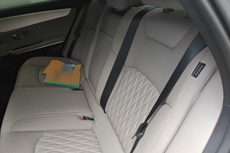 Used BYD Han 2025 EV Intelligent Driving Edition 605KM Prestige Model Left Rear Seat