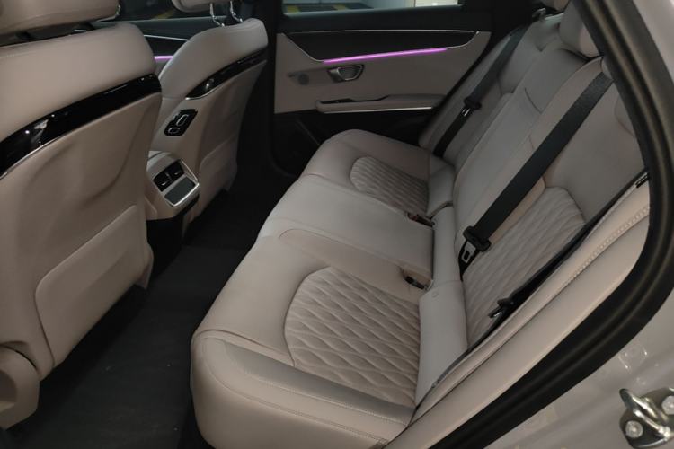 Used BYD Han 2025 DM-i 125KM LiDAR-Powered Intelligent Driving Model Left Rear Seat
