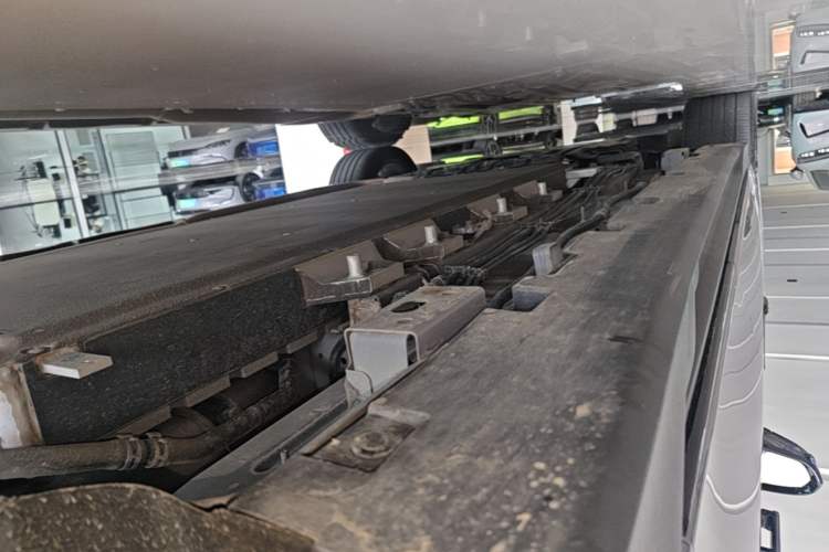 Used BYD Han 2025 Model DM-i Intelligent Driving Edition 245KM Prestige Left Side Sill