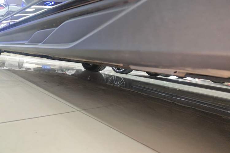 Used BYD Han 2025 DM-i 125KM LiDAR-Powered Intelligent Driving Model Left Side Sill