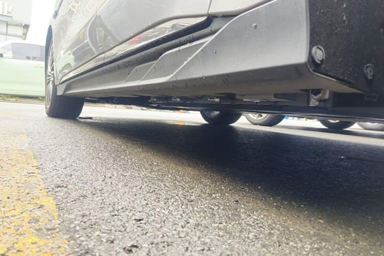Used BYD Han 2025 DM-i 125KM LiDAR-Powered Intelligent Driving Model Left Side Sill