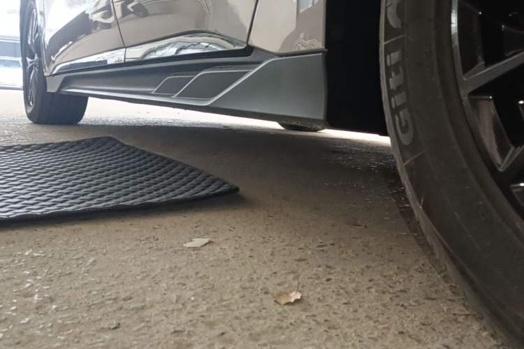 Used BYD Han 2025 DM-i 125KM Elite Model Left Side Sill