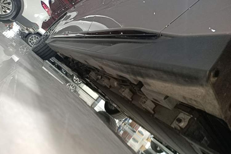 Used BYD Han 2025 DM-i Intelligent Driving Edition 125KM LiDAR Flagship Model Left Side Sill
