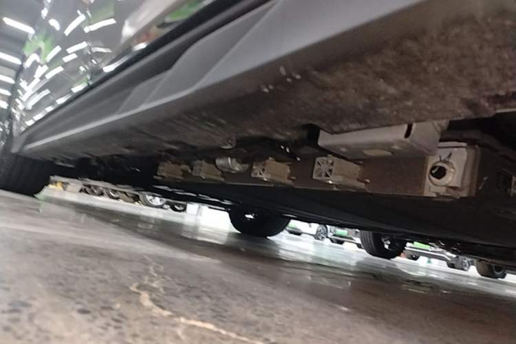 Used BYD Han 2025 DM-i Smart Drive 125KM Elite Model Left Side Sill