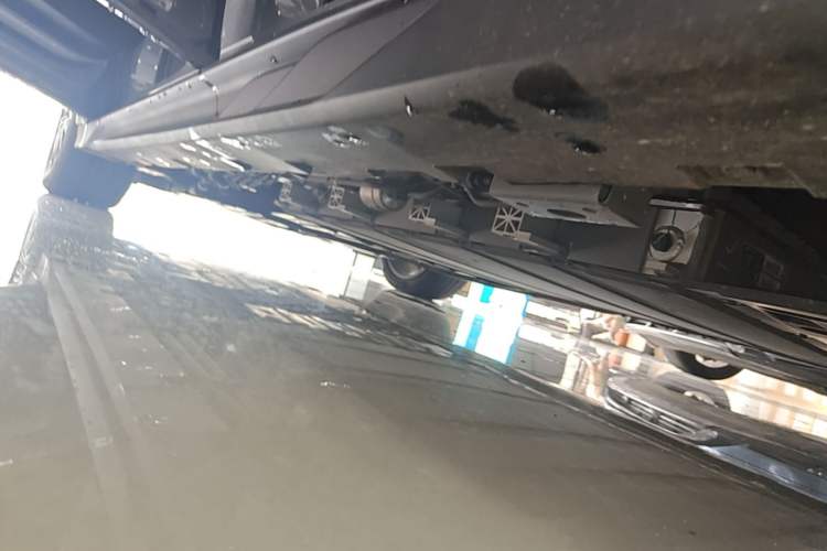 Used BYD Han 2025 DM-i 125KM LiDAR-Powered Intelligent Driving Model Left Side Sill