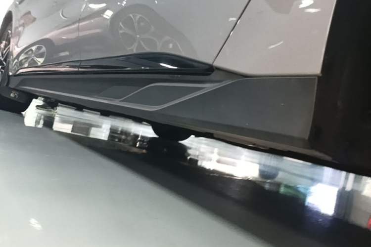 Used BYD Han 2025 EV Intelligent Driving Edition 605KM Prestige Model Left Side Sill