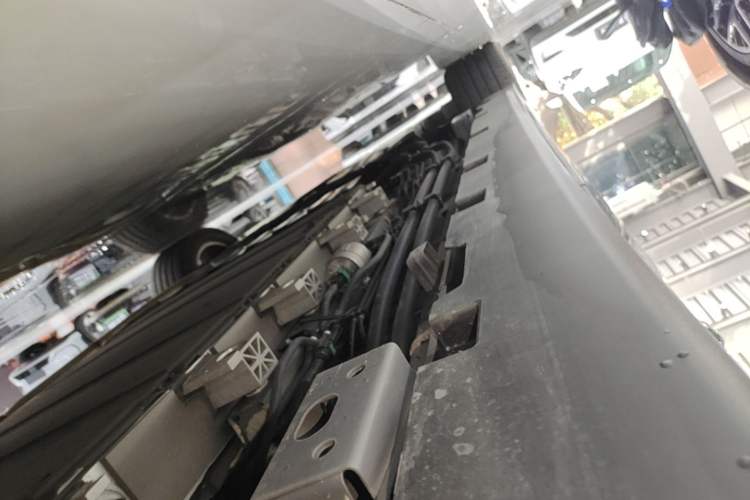 Used BYD Han 2025 DM-i Smart Drive 125KM Elite Model Left Side Sill