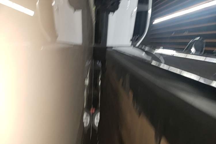 Used BYD Han 2025 EV Intelligent Driving Edition 605KM Prestige Model Left Side Sill