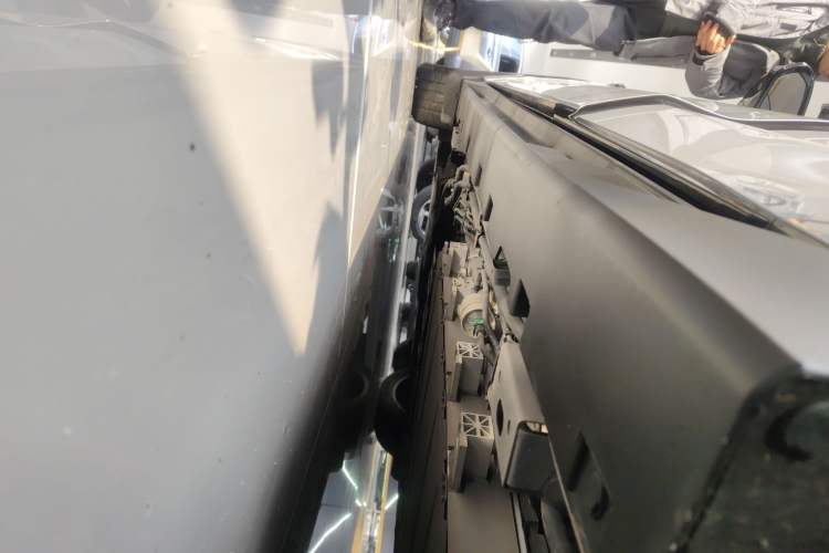 Used BYD Han 2025 DM-i Intelligent Driving Edition 125KM LiDAR Flagship Model Left Side Sill