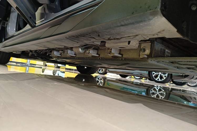 Used BYD Han 2025 DM-i 125KM Elite Model Left Side Sill