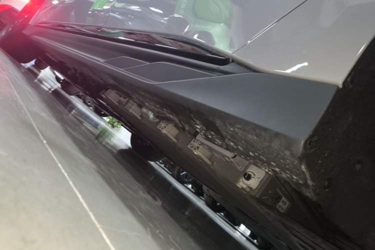 Used BYD Han 2025 DM-i Smart Drive 125KM Elite Model Left Side Sill